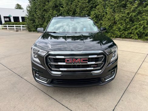Used 2023 GMC Terrain AT4 w/ Tech Package AWD/4WD image 6