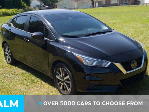 Used 2021 Nissan Versa SV FWD image 3