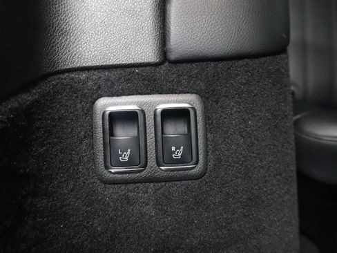 Used 2017 Mercedes-Benz GLS 450 4MATIC w/ Premium Package image 20