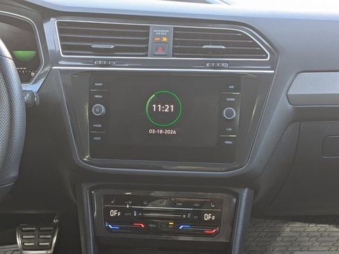 Used 2024 Volkswagen Tiguan SE R-Line image 23