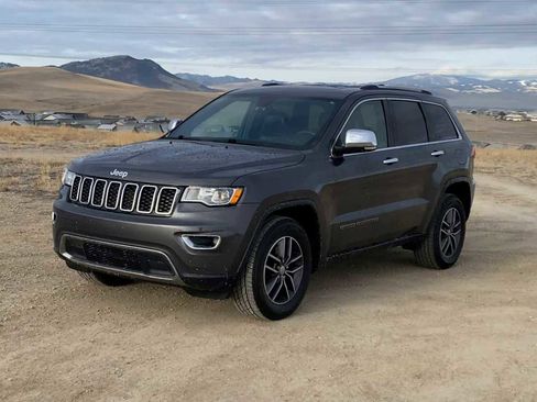 Used 2017 Jeep Grand Cherokee Limited image 4