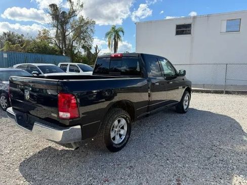 Used 2018 RAM 1500 Classic SLT image 4