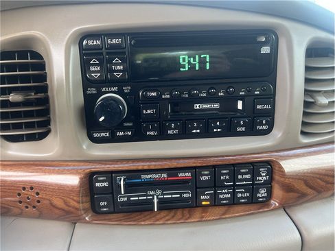 Used 2000 Buick Le Sabre Custom w/ Prestige Opt Pkg FWD image 17