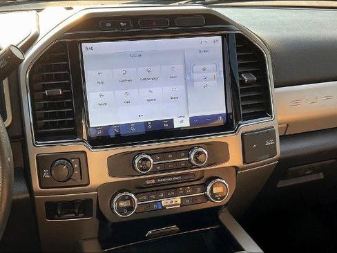 Certified 2022 Ford F250 Lariat w/ Lariat Ultimate Package AWD/4WD image 13