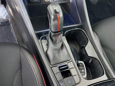 Certified 2022 Hyundai Tucson N Line FWD image 17