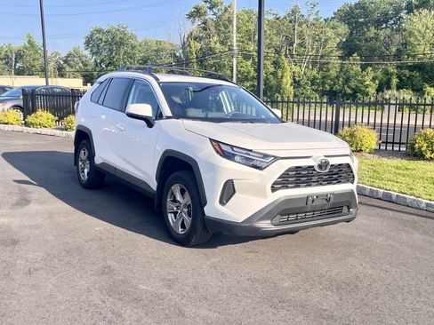 Used 2025 Toyota RAV4 XLE w/ Convenience Package AWD/4WD image 2