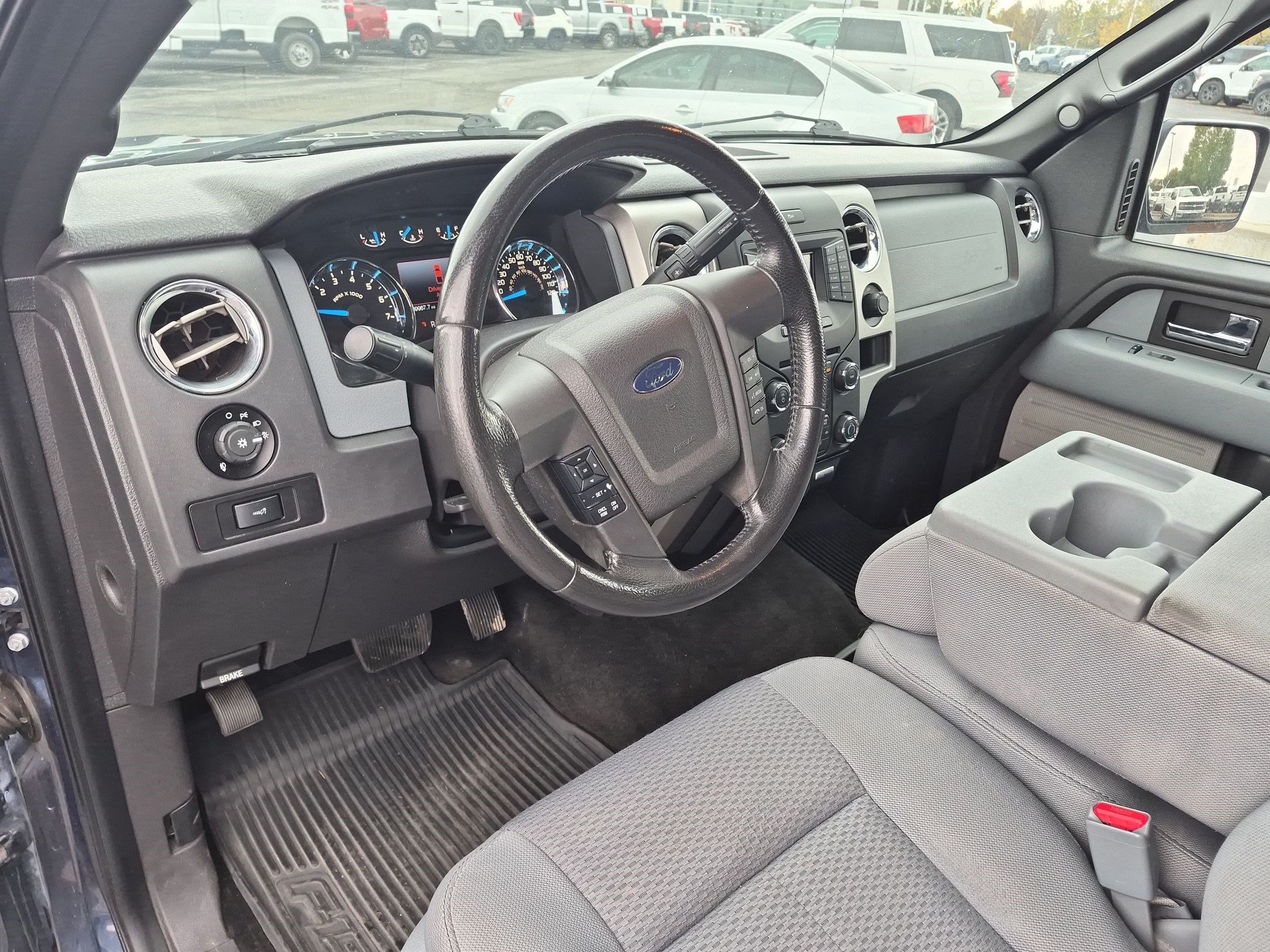 Used 2013 Ford F150 XLT w/ Luxury Equipment Group AWD/4WD image 16