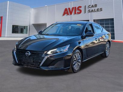 Used 2024 Nissan Altima 2.5 SV