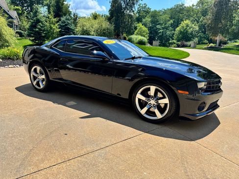Used 2013 Chevrolet Camaro SS RWD image 8