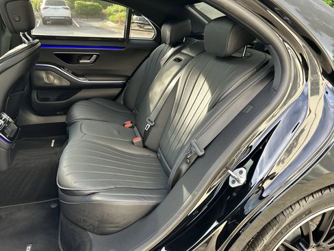Certified 2023 Mercedes-Benz S 580 4MATIC Sedan w/ AMG Line image 39