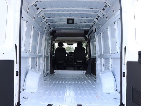 New 2026 RAM ProMaster 3500 w/ Convenience Group image 12