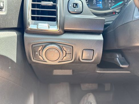 Used 2022 Ford Ranger Lariat w/ Tremor Off-Road Package AWD/4WD image 19