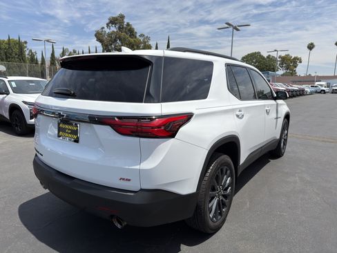 Used 2023 Chevrolet Traverse RS AWD/4WD image 8