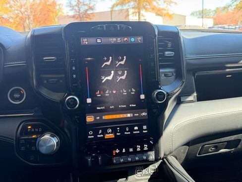 Used 2023 RAM 1500 Limited image 10