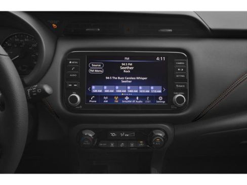 Used 2022 Nissan Kicks SR FWD image 21