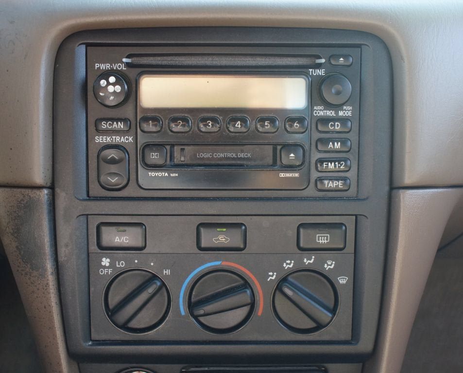 Used 2001 Toyota Camry CE w/ Value Pkg 1 FWD image 7