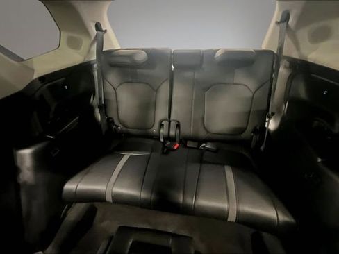 Used 2024 Honda Pilot Touring image 26