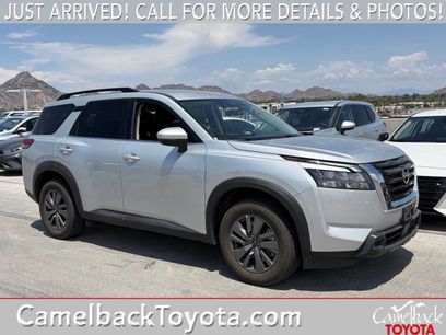 Used 2025 Nissan Pathfinder SV