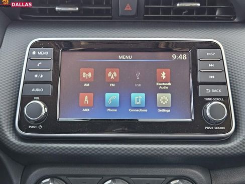 New 2025 Nissan Kicks Play S image 13