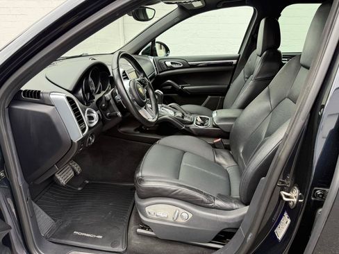 Used 2016 Porsche Cayenne S AWD/4WD image 33