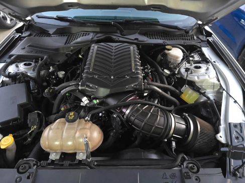 Used 2019 Ford Mustang GT Premium image 11