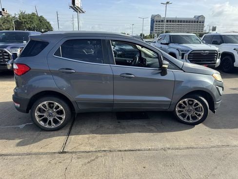 Used 2018 Ford EcoSport Titanium FWD image 4
