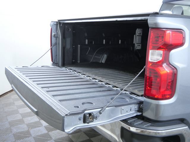 Used 2021 Chevrolet Silverado 1500 LT AWD/4WD image 9