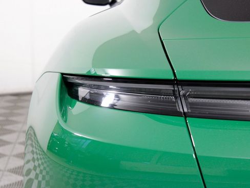 Used 2023 Porsche Taycan GTS image 13