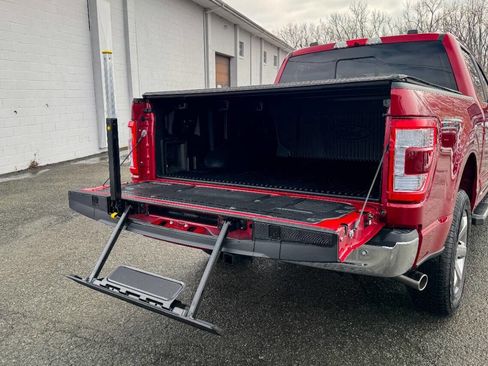 Used 2023 Ford F150 Lariat w/ Equipment Group 502A High image 21