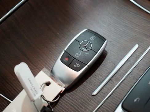 Used 2021 Mercedes-Benz GLC 300 GLC 300 image 39