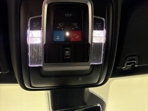 New 2026 RAM 1500 Limited image 15