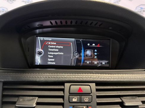 Used 2011 BMW M3 Convertible image 39