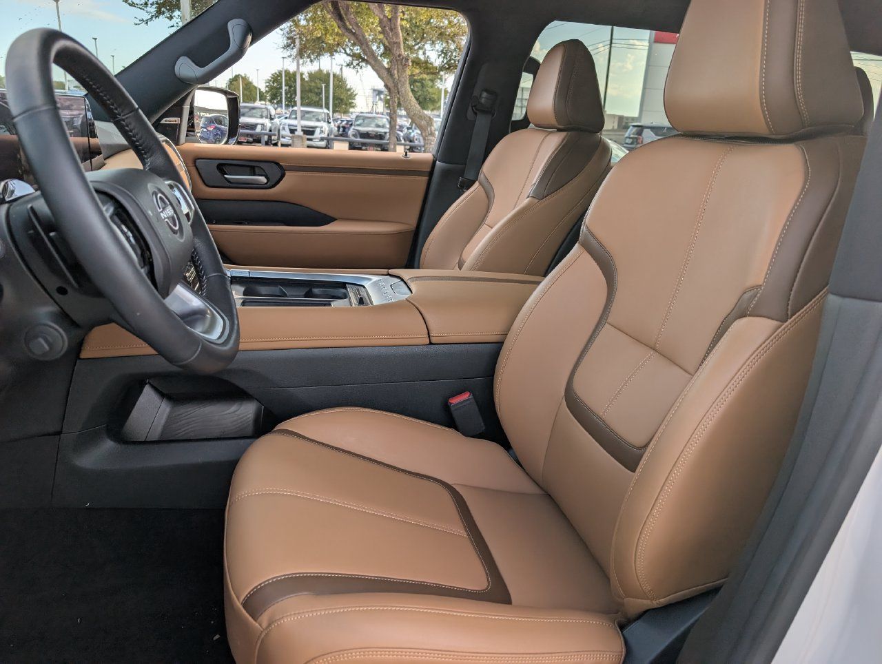 Used 2025 Nissan Armada SL w/ Captain's Chari Seat Package RWD image 24