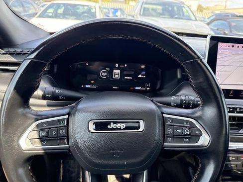 Used 2022 Jeep Compass Limited w/ (RED) Package image 31