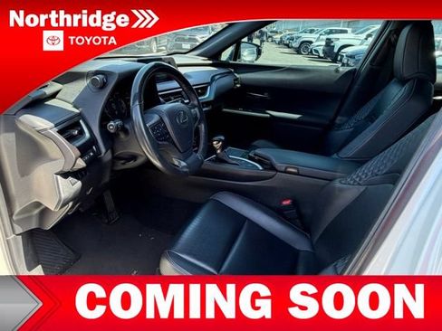 Used 2020 Lexus UX 200 FWD image 5