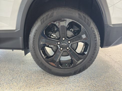 New 2026 Chevrolet Equinox LT image 32