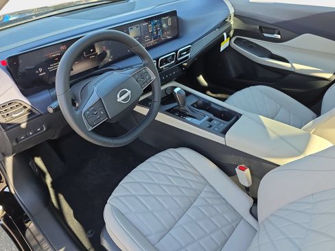 New 2026 Nissan Sentra SL w/ Floor Mat Package FWD image 15