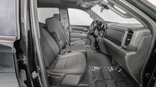 Used 2023 Chevrolet Silverado 1500 LT AWD/4WD image 23