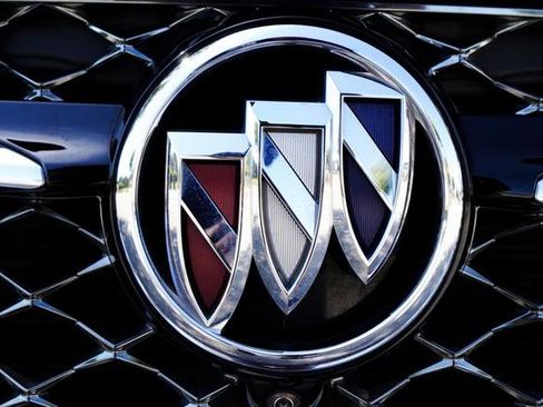 Used 2022 Buick Envision Avenir w/ Technology Package II image 51