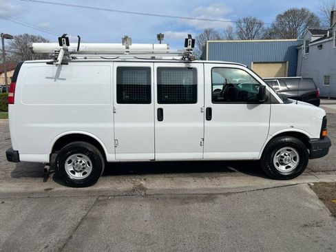 Used 2013 Chevrolet Express 2500 image 6