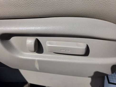 Used 2011 Honda Odyssey EX-L image 46