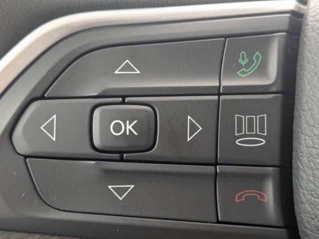 Used 2023 Jeep Grand Cherokee Limited AWD/4WD image 34