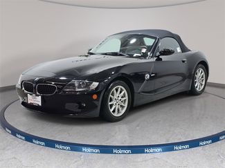 Used 2005 BMW Z4 2.5i video 1