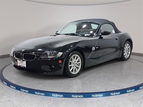 Used 2005 BMW Z4 2.5i image 1