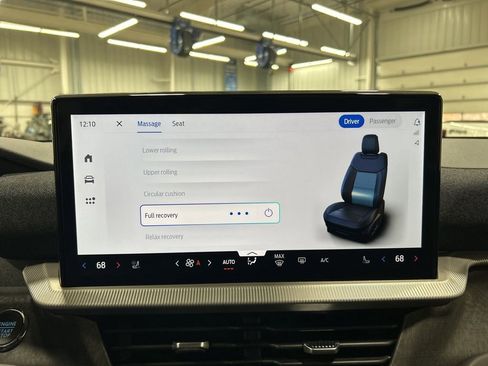 New 2026 Ford Explorer Platinum AWD/4WD image 23