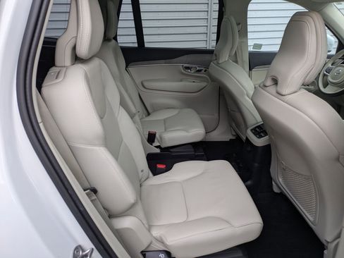 Used 2023 Volvo XC90 T8 Plus w/ Protection Package Premier image 32