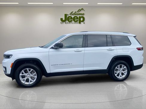 Used 2023 Jeep Grand Cherokee L Limited w/ Luxury Tech Group II AWD/4WD image 3
