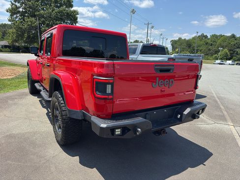 Used 2021 Jeep Gladiator Rubicon AWD/4WD image 4