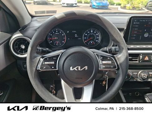 Used 2023 Kia Forte LXS FWD image 21