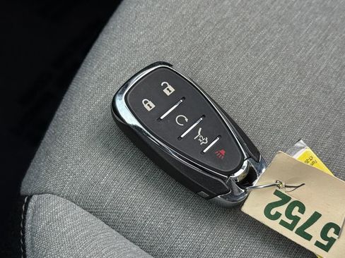 Used 2024 Chevrolet Equinox LT image 29